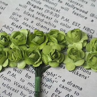 Kwiatki papierowe różyczki małe Zielone 12szt